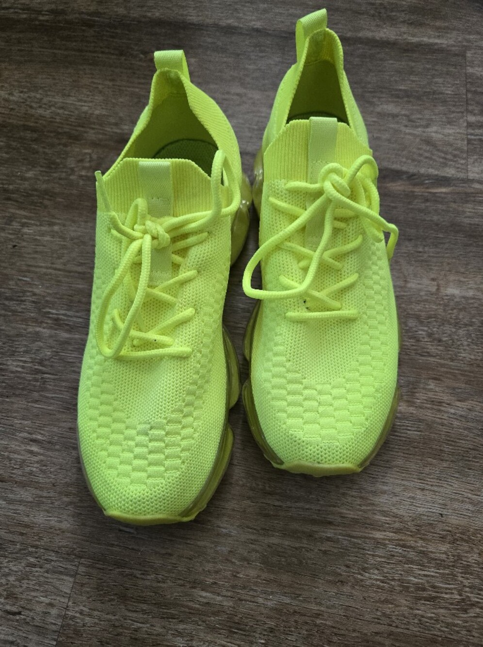 Lucky Step Neon Yellow Knit Air Cooled Lace-Up Sneaker